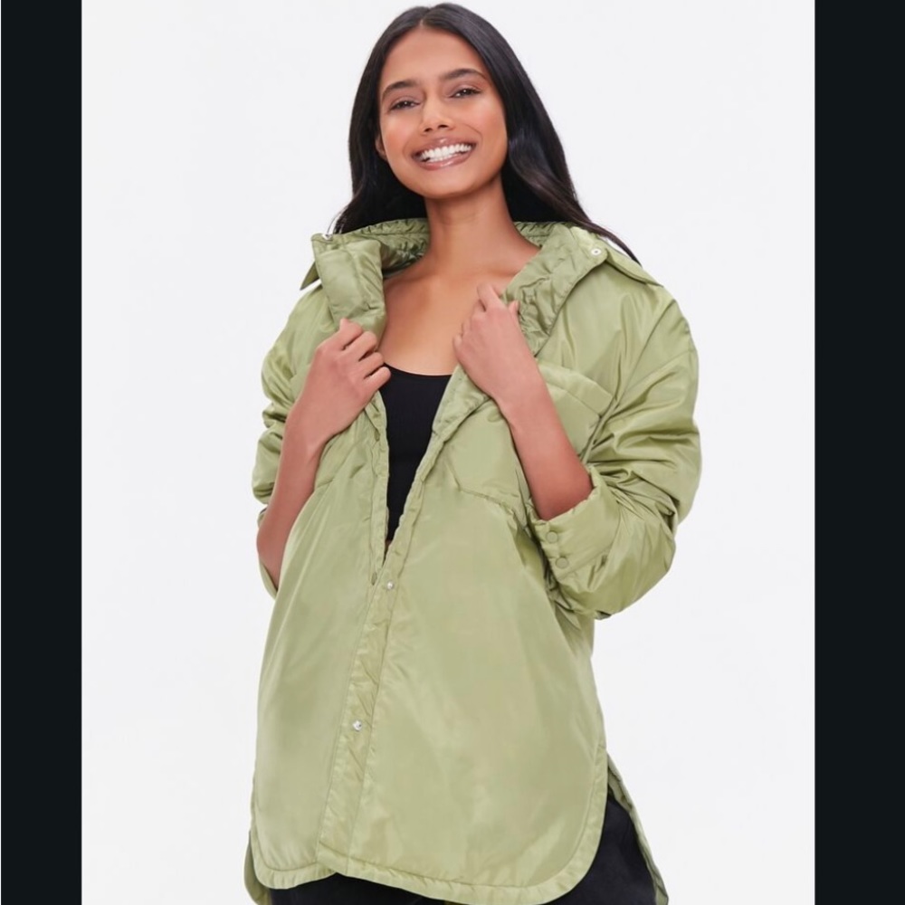Dolphin hem pocket jacket